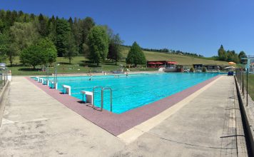 Piscine extérieure des Combes – Val-de-Travers Piscine image vallon.info