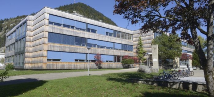 college-de-Longereuse-source-commune-Val-de-Travers